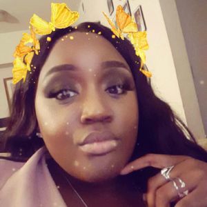 Meet your Posher, Mia